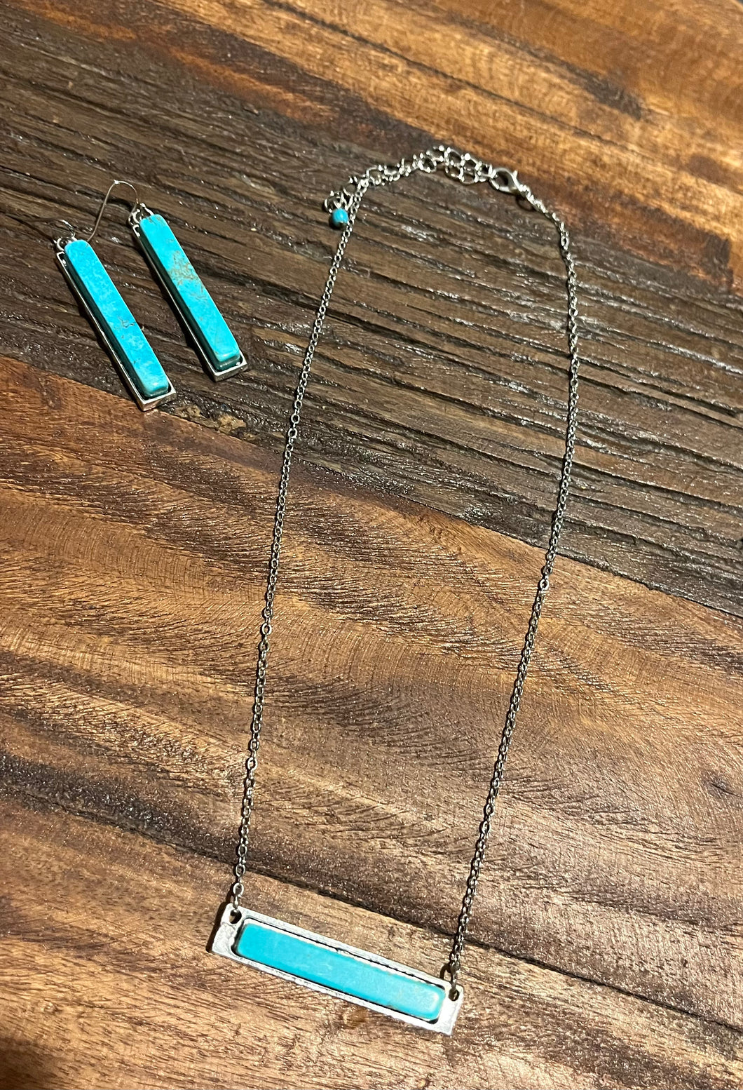 Turquoise bar necklace with matching earrings