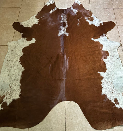 XL Brazilian Hereford cowhide rug